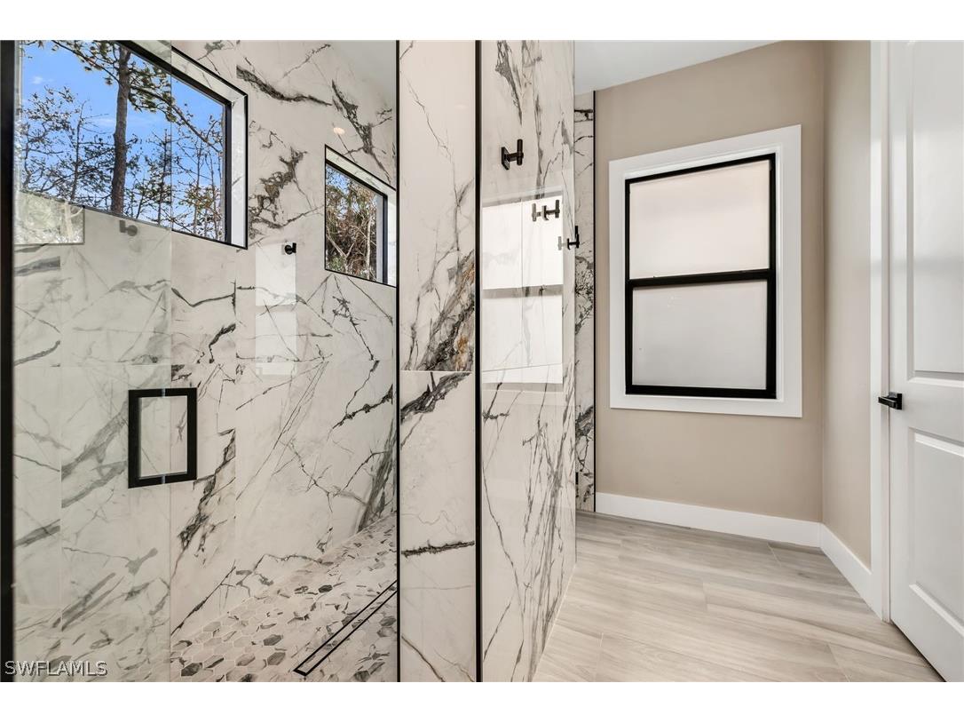 12 35th Avenue NW Naples FL 34120 226006579 image13