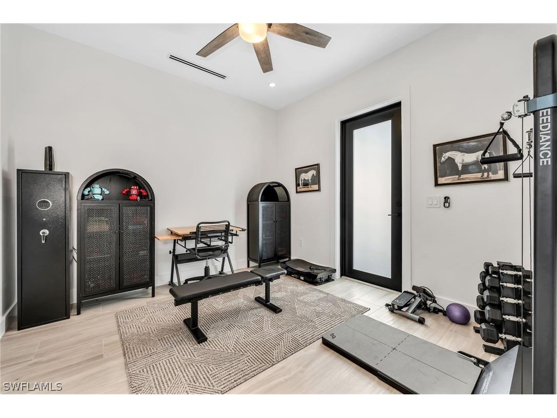 12 35th Avenue NW Naples FL 34120 226006579 image16