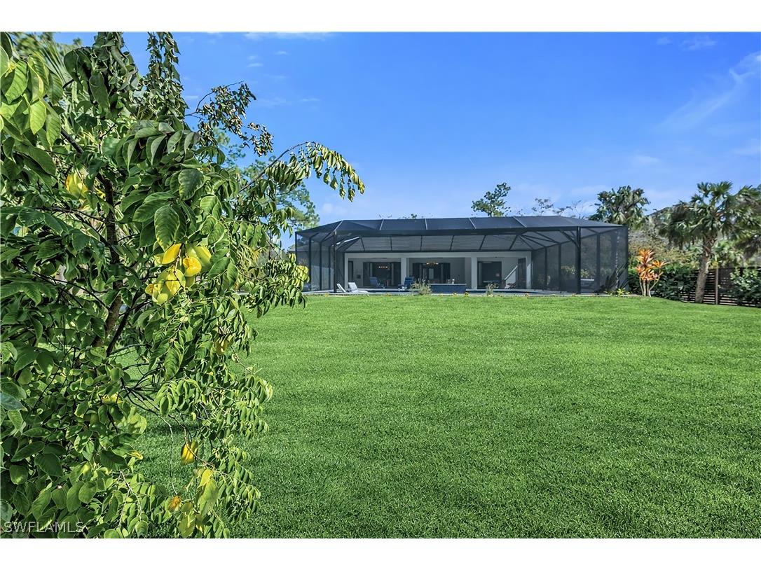 12 35th Avenue NW Naples FL 34120 226006579 image30