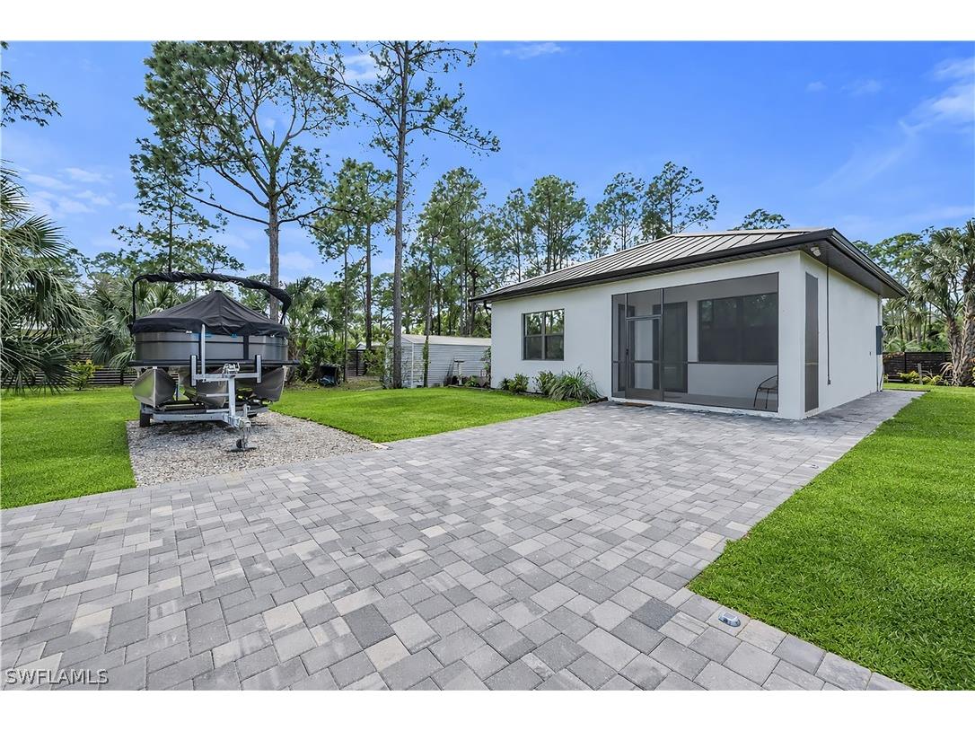 12 35th Avenue NW Naples FL 34120 226006579 image33