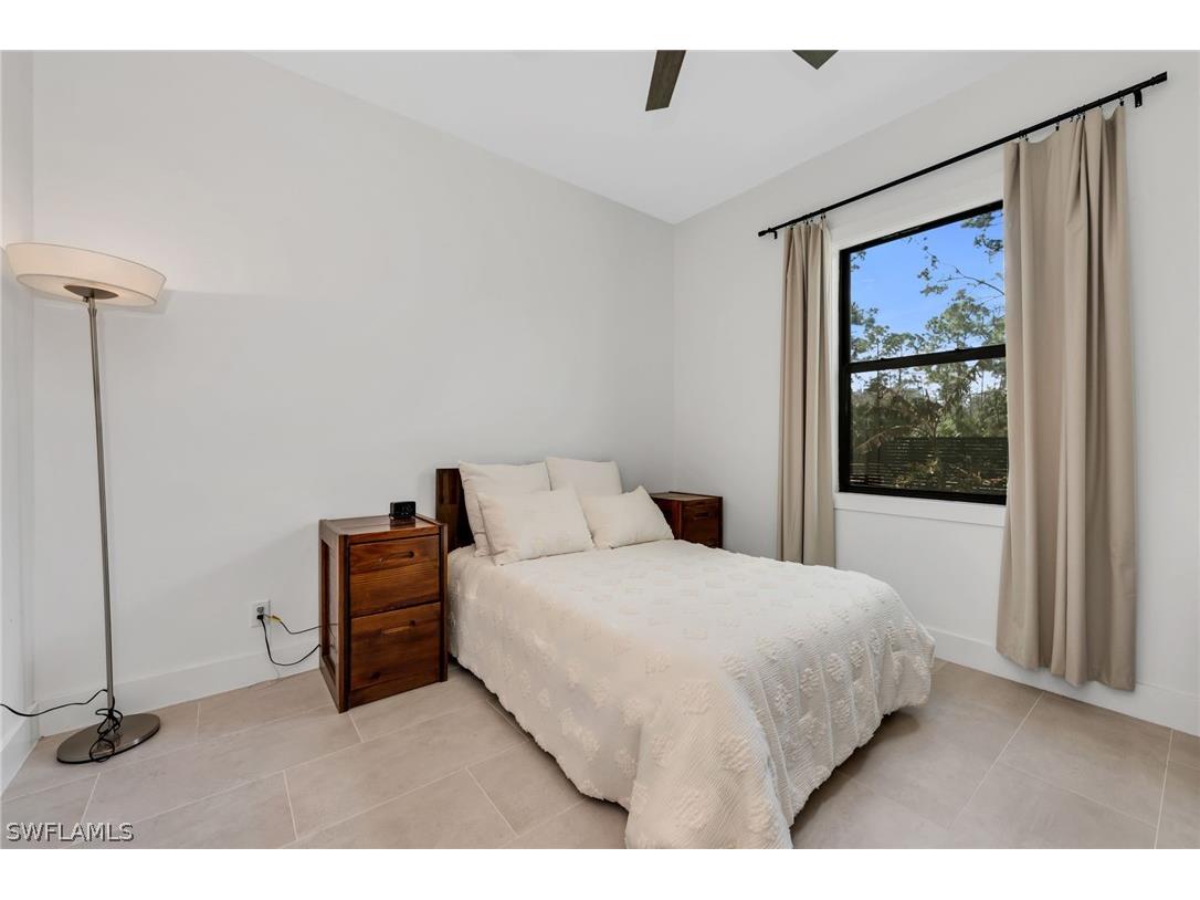 12 35th Avenue NW Naples FL 34120 226006579 image37