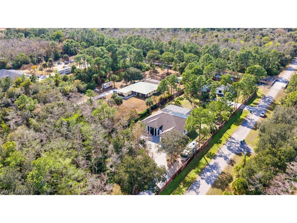 12 35th Avenue NW Naples FL 34120 226006579 image43