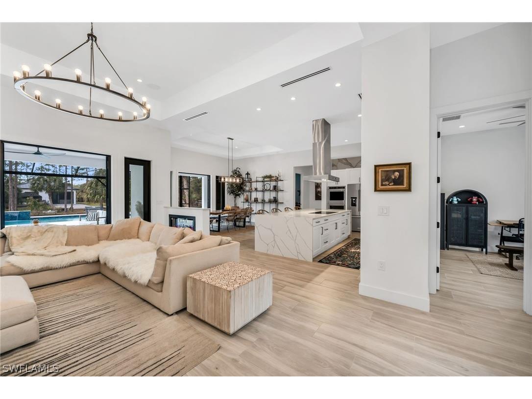 12 35th Avenue NW Naples FL 34120 226006579 image6