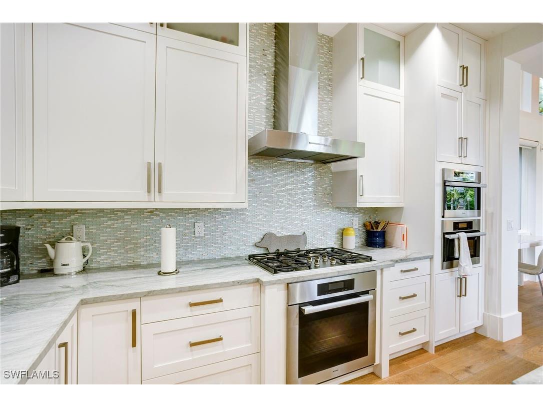 12 6th Street S Naples FL 34102 225058748 image15