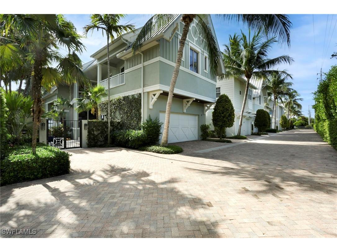 12 6th Street S Naples FL 34102 225058748 image3