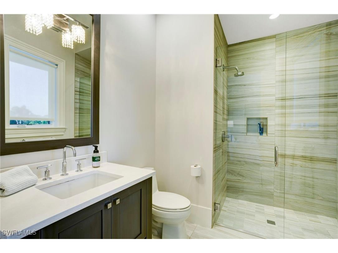 12 6th Street S Naples FL 34102 225058748 image33