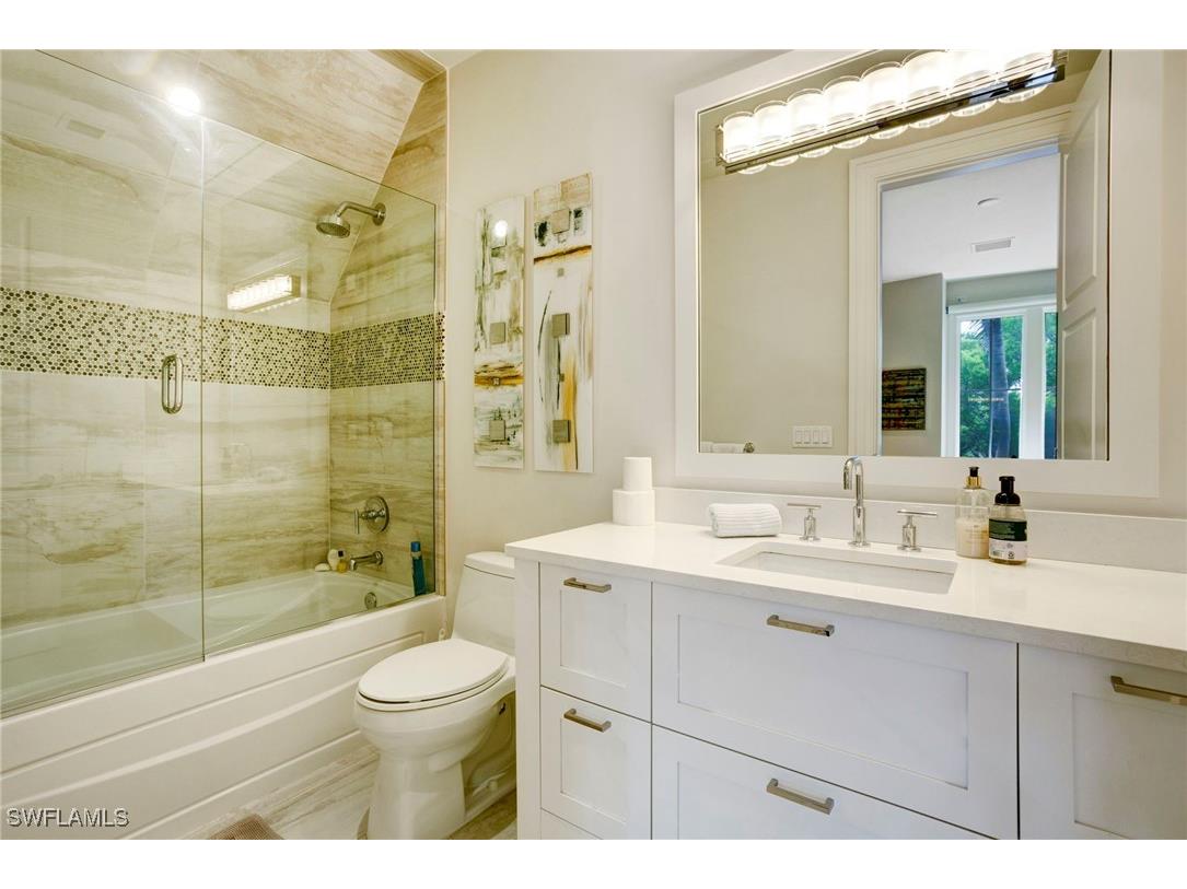 12 6th Street S Naples FL 34102 225058748 image36