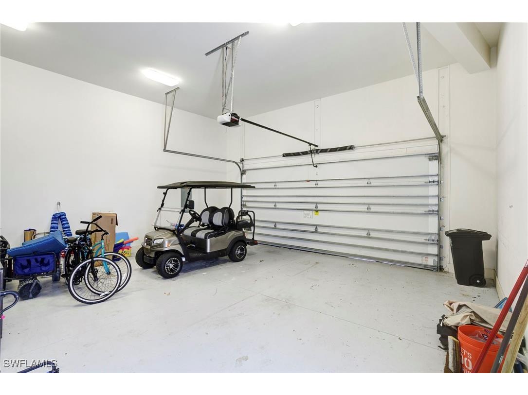 12 6th Street S Naples FL 34102 225058748 image41