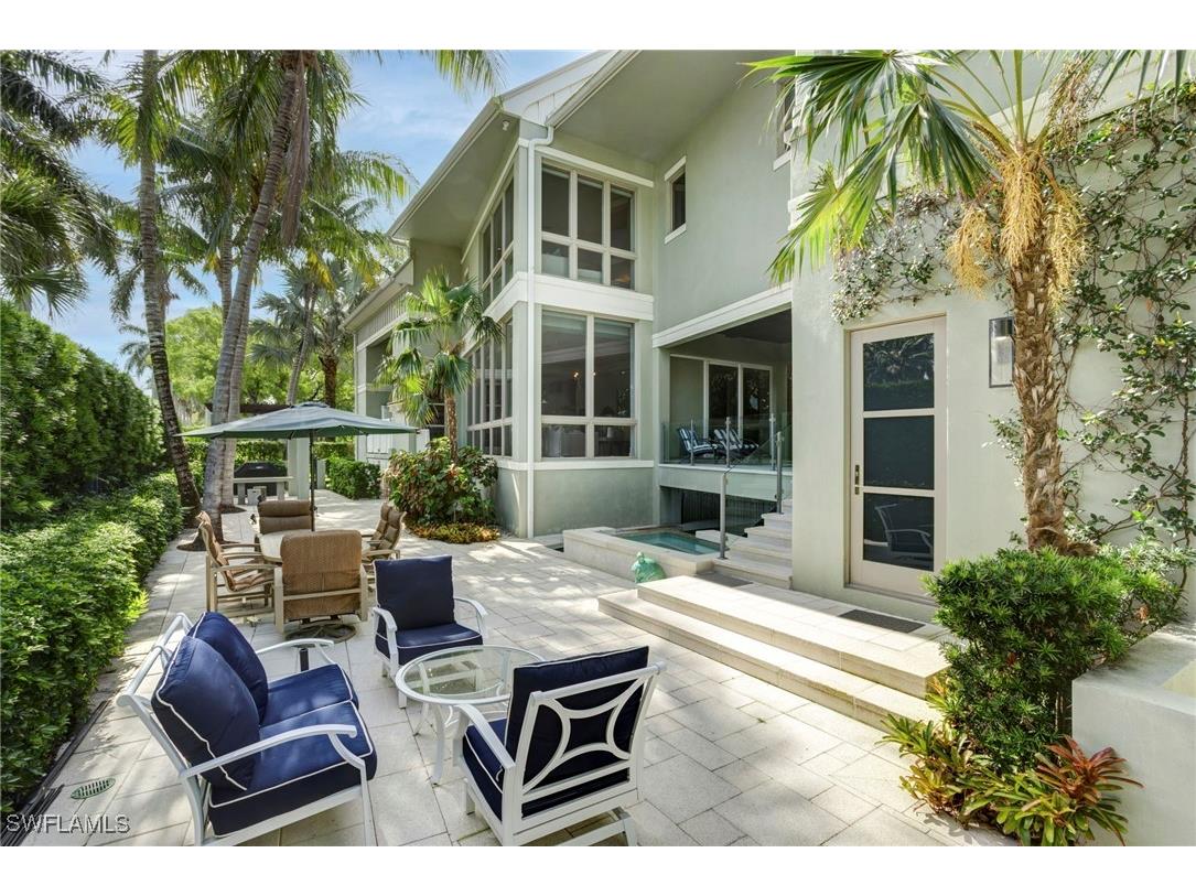 12 6th Street S Naples FL 34102 225058748 image6