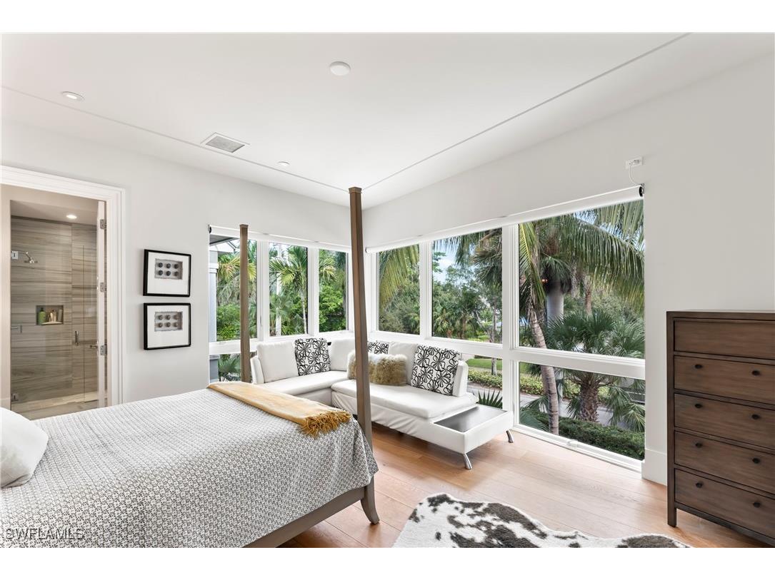 12 6th Street S Naples FL 34102 225082007 image19