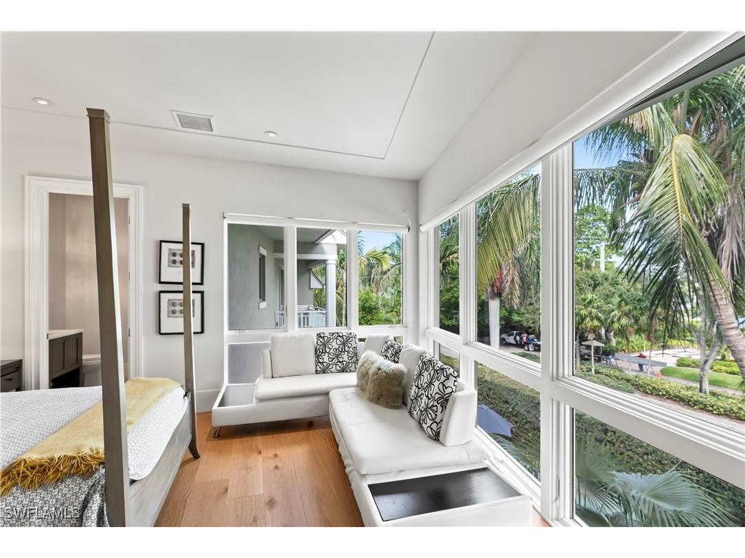 12 6th Street S Naples FL 34102 225082007 image20