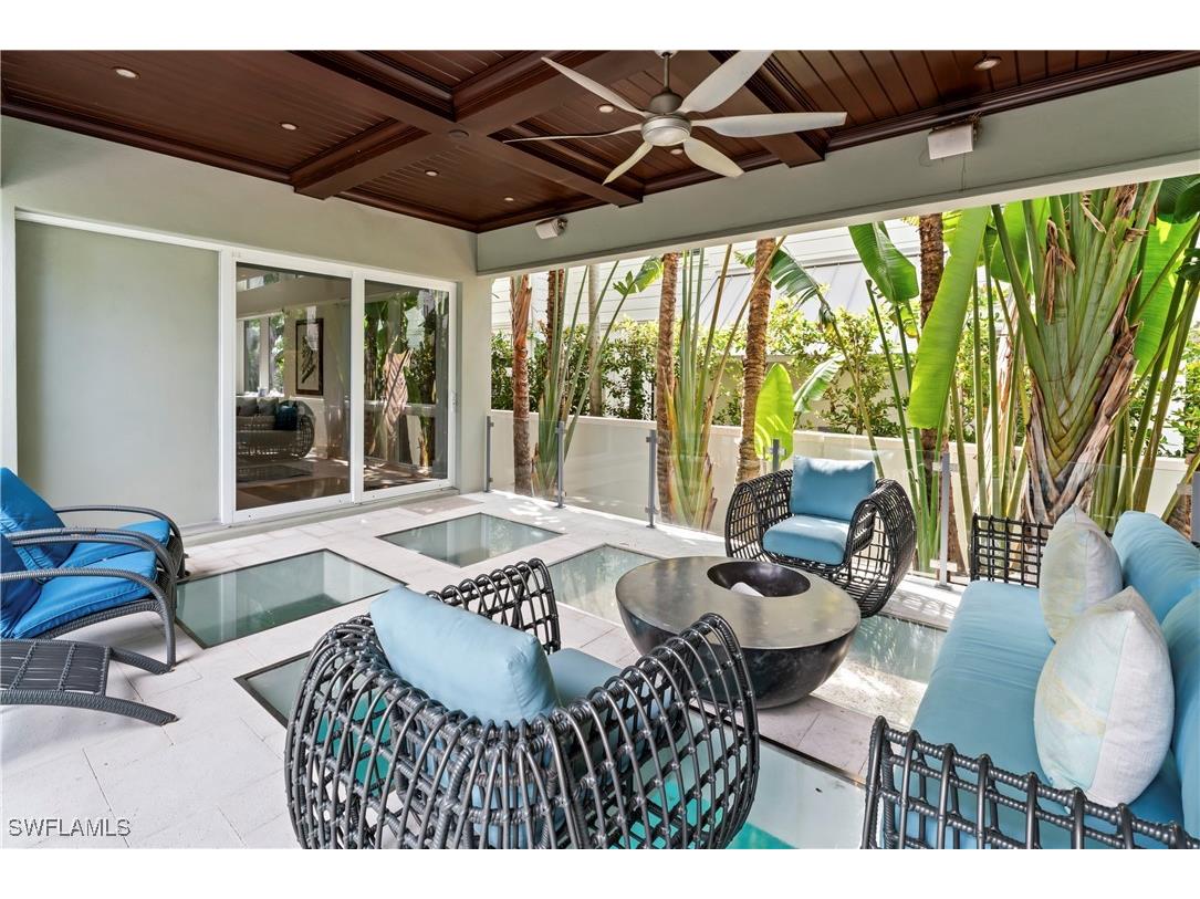 12 6th Street S Naples FL 34102 225082007 image3