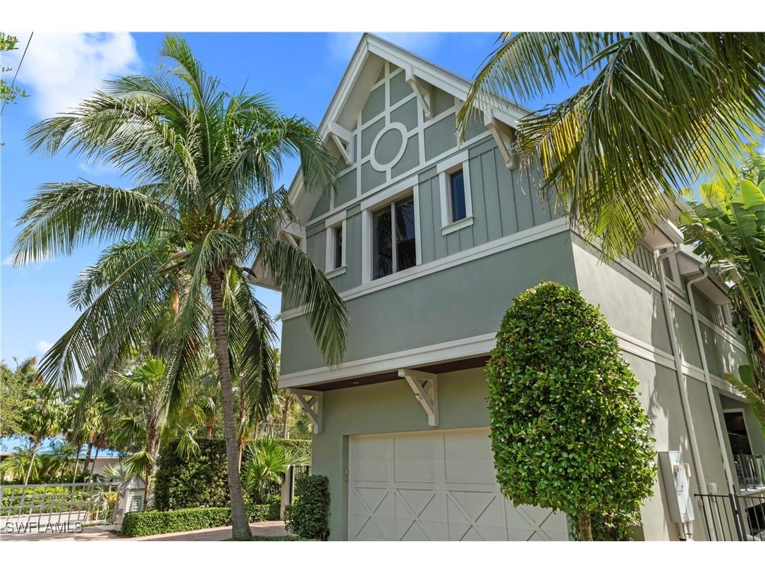 12 6th Street S Naples FL 34102 225082007 image40