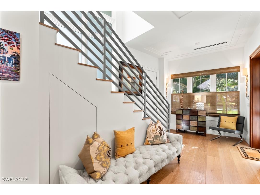 12 6th Street S Naples FL 34102 225082007 image5