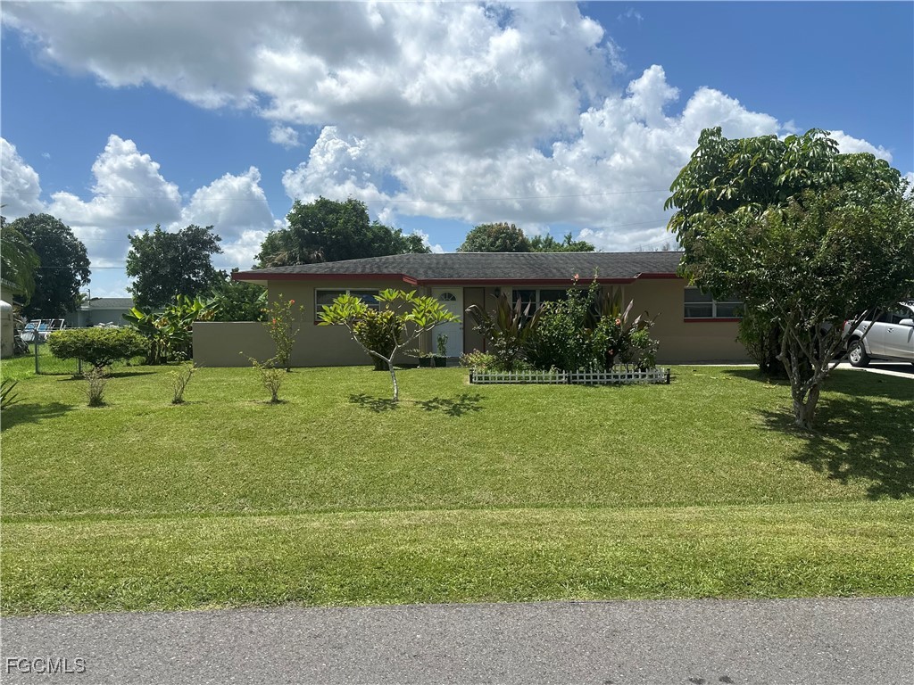 12 E Jasmine Lehigh Acres FL 33936 2025008232 image2