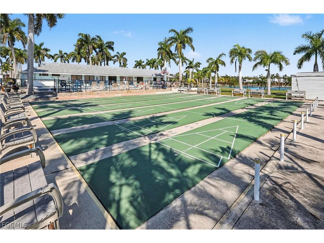 12 Galleon Way Fort Myers Beach FL 33931 2025020591 image19