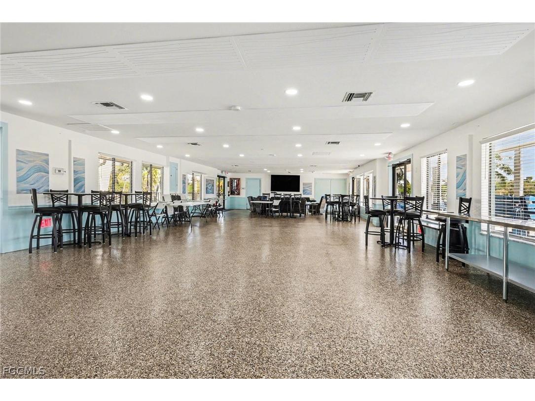 12 Galleon Way Fort Myers Beach FL 33931 2025020591 image22