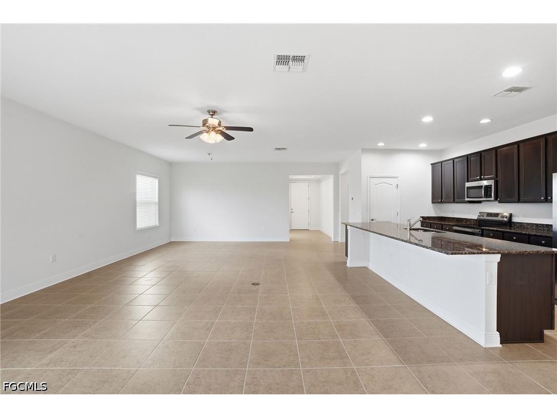 12 SW 22nd Avenue Cape Coral FL 33991 2026022459 image13