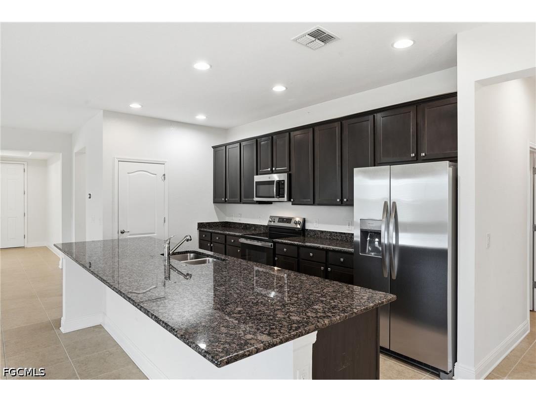 12 SW 22nd Avenue Cape Coral FL 33991 2026022459 image14