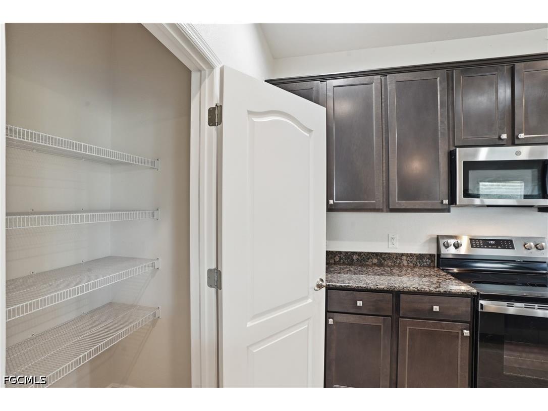 12 SW 22nd Avenue Cape Coral FL 33991 2026022459 image17