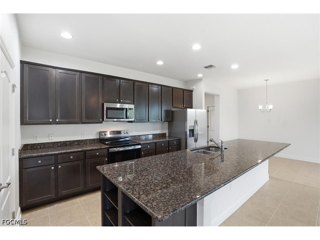 12 SW 22nd Avenue Cape Coral FL 33991 2026022459 image5