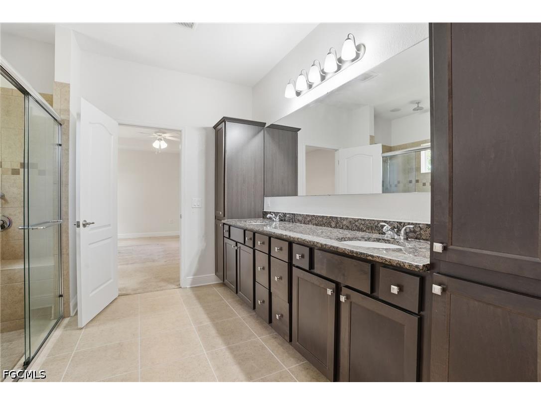 12 SW 22nd Avenue Cape Coral FL 33991 2026022459 image8