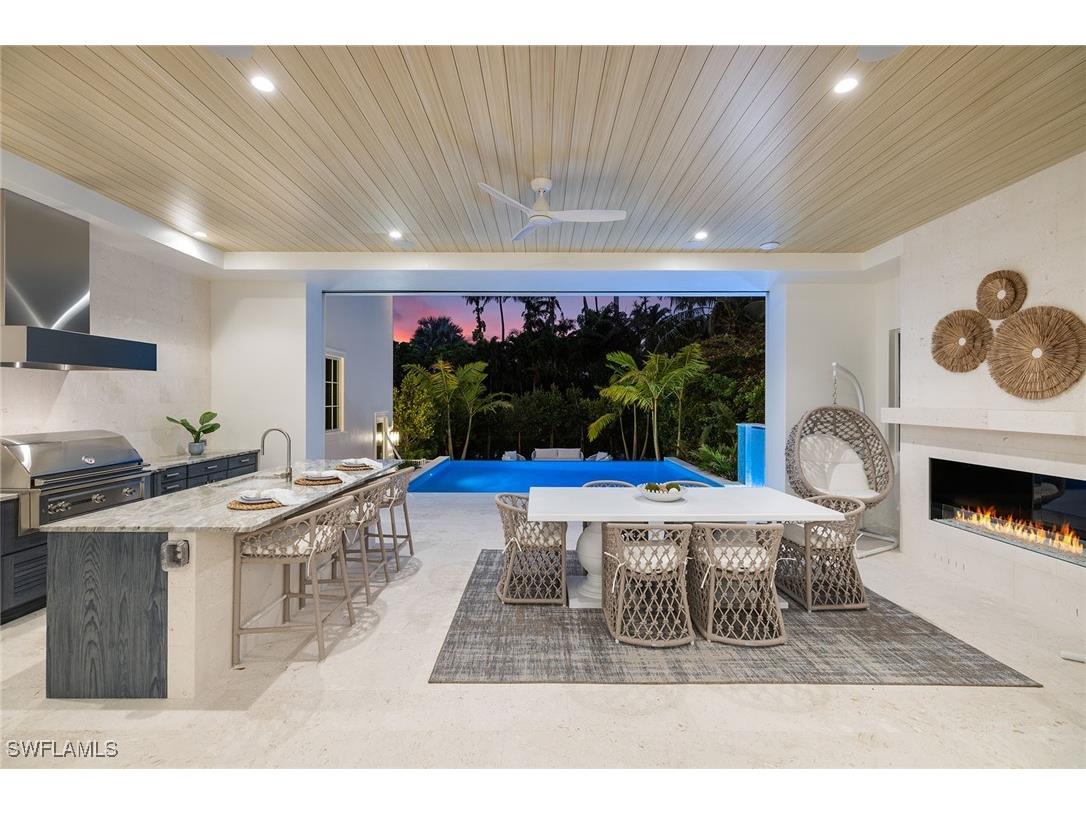 12 Sabre Lane Naples FL 34102 224089919 image3