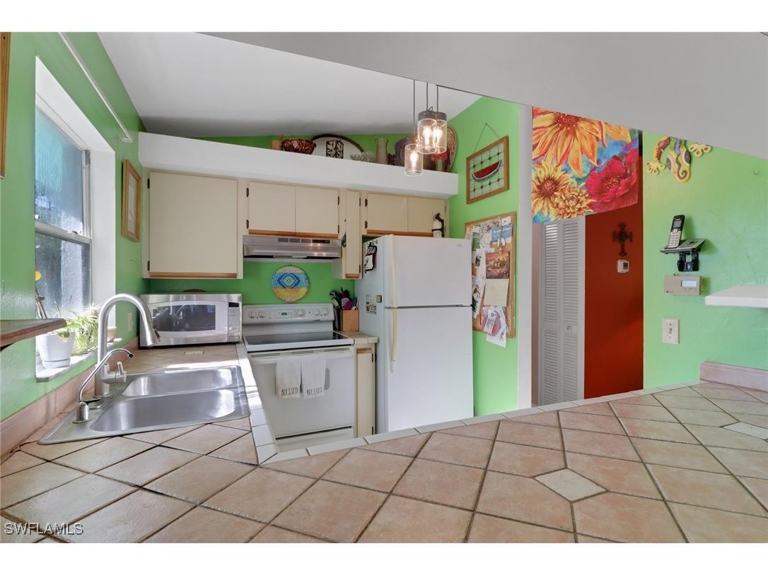 120 4th Street NE Naples FL 34120 225044286 image13