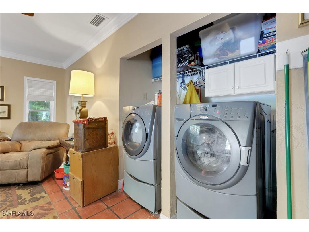 120 4th Street NE Naples FL 34120 225044286 image25