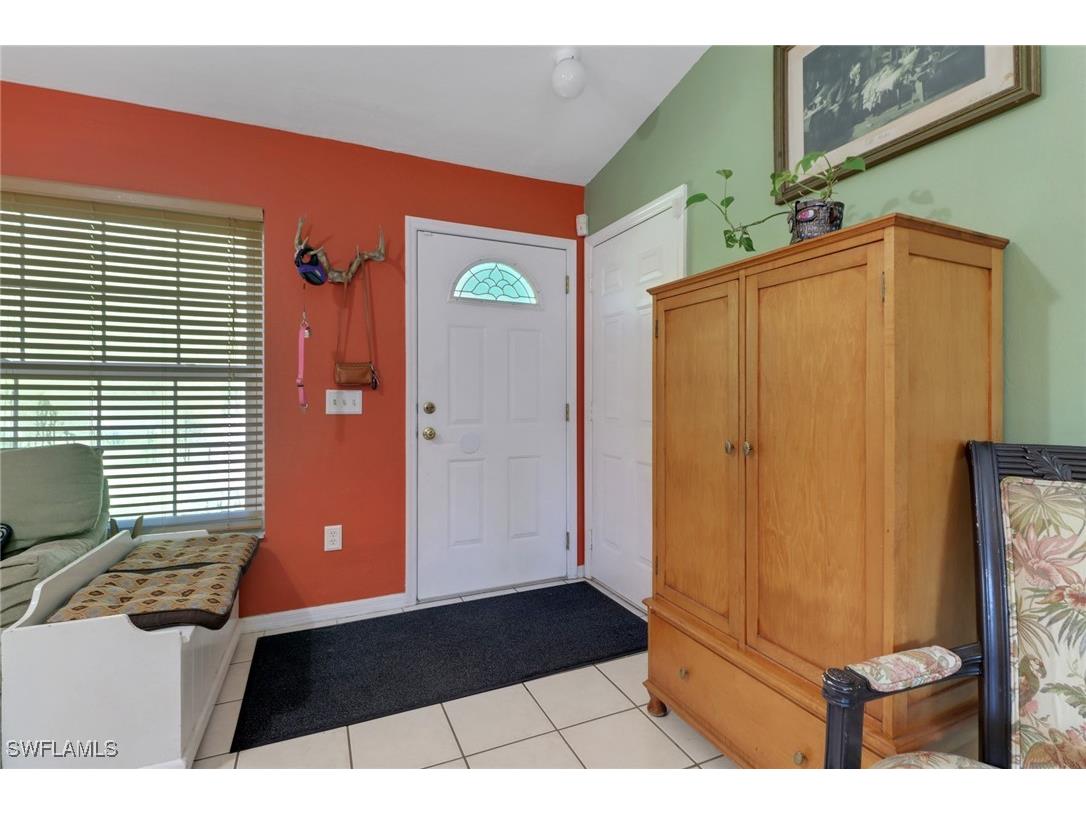 120 4th Street NE Naples FL 34120 225044286 image3