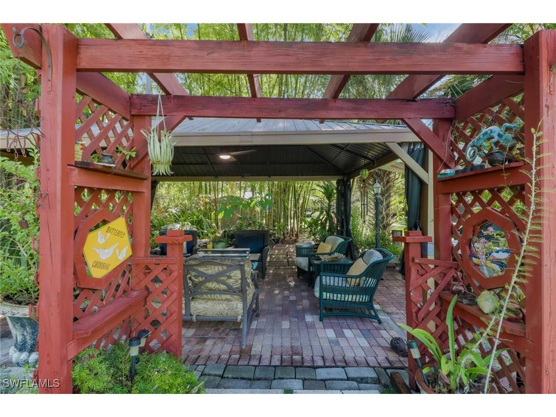 120 4th Street NE Naples FL 34120 225044286 image31