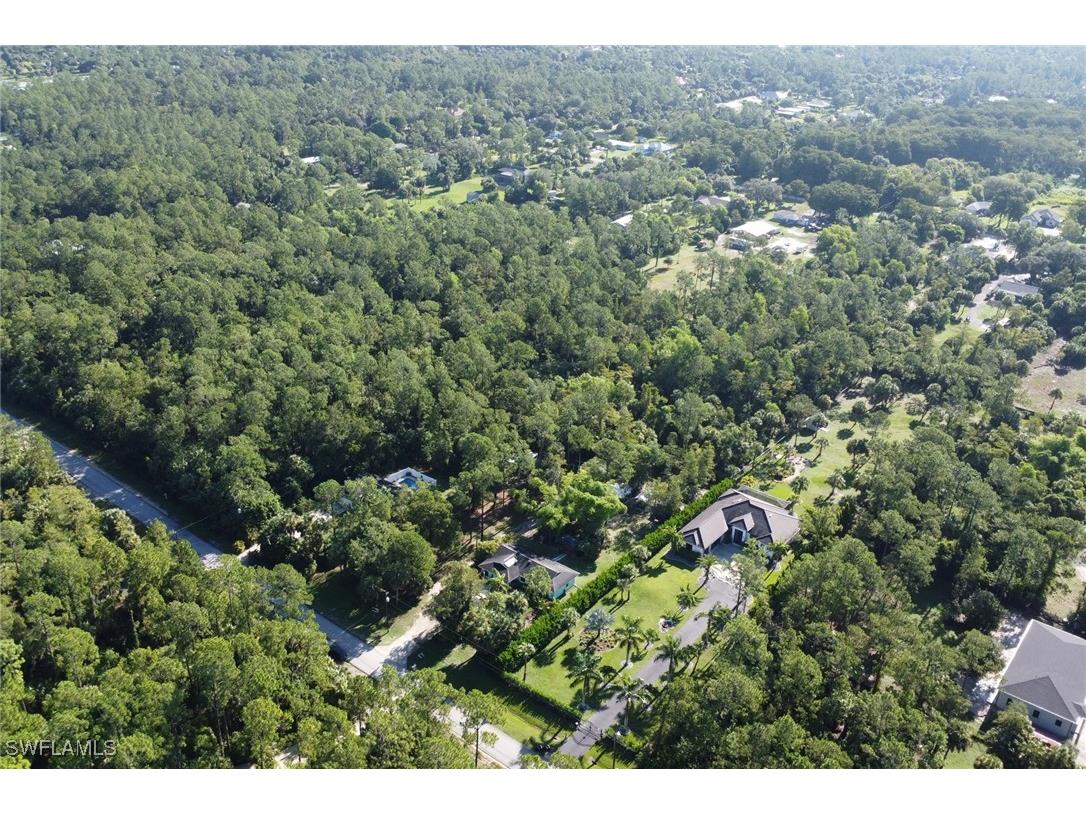 120 4th Street NE Naples FL 34120 225044286 image40