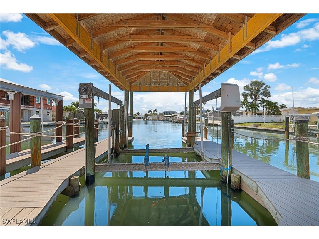 120 Albatross Street Fort Myers Beach FL 33931 224034979 image30