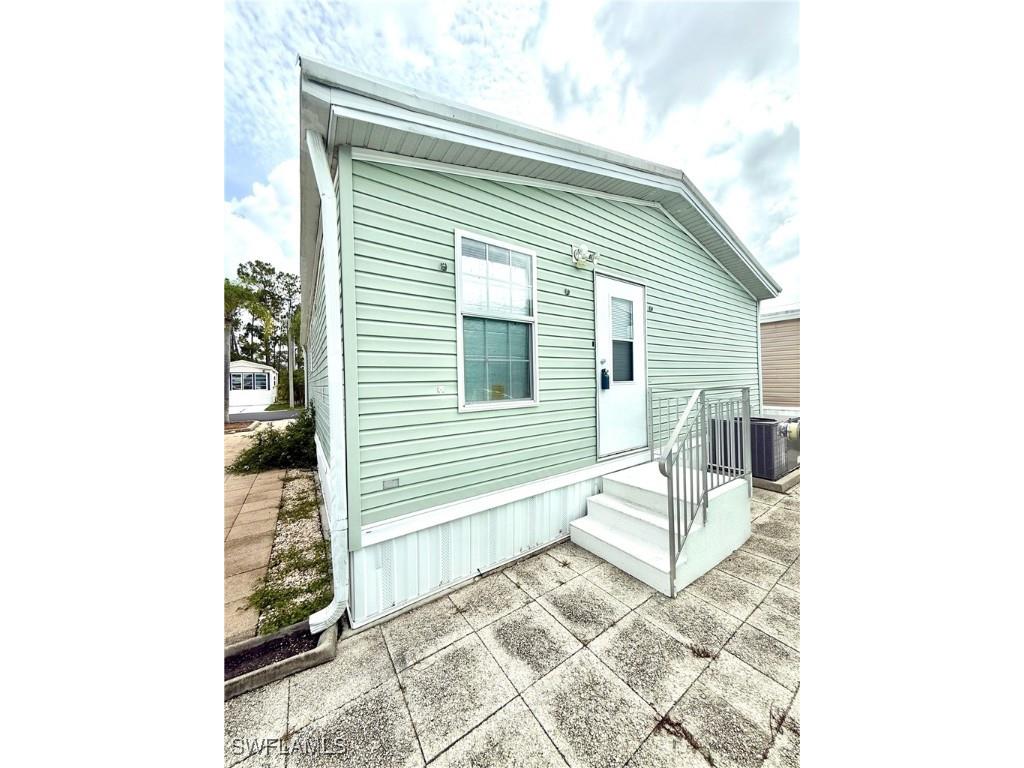 120 Caravan Circle North Fort Myers FL 33903 225061580 image17
