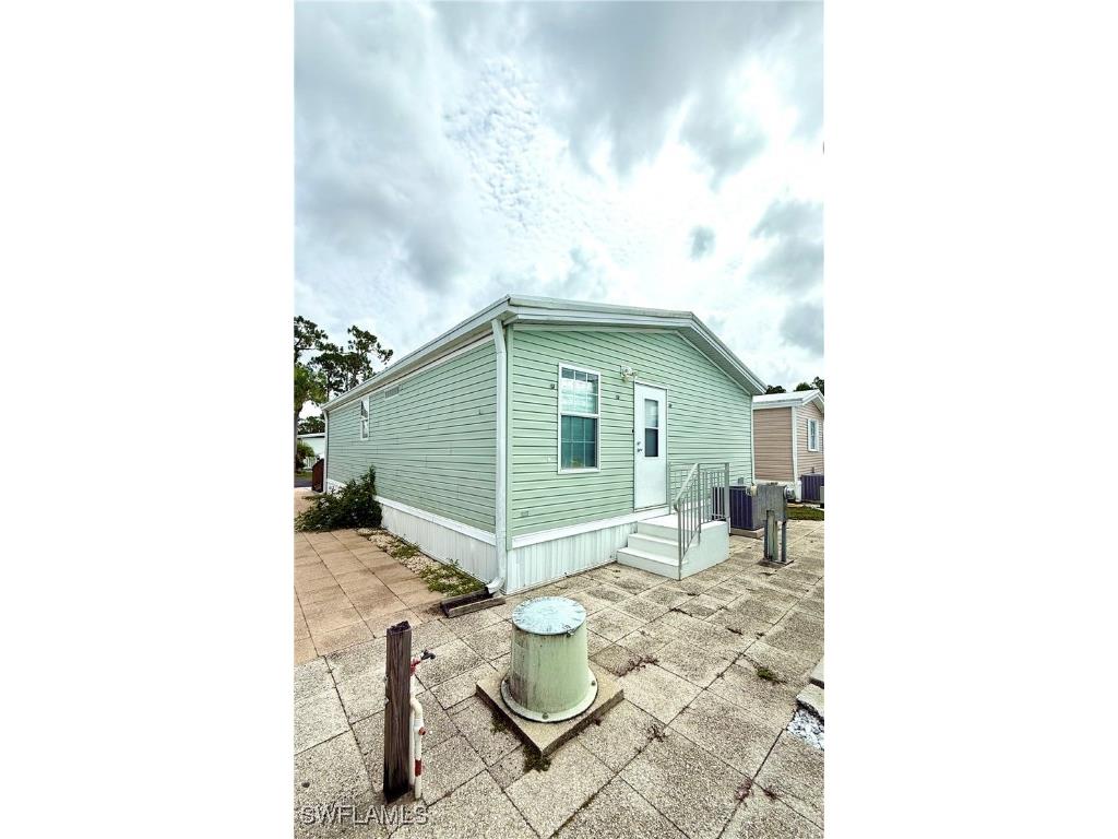 120 Caravan Circle North Fort Myers FL 33903 225061580 image18
