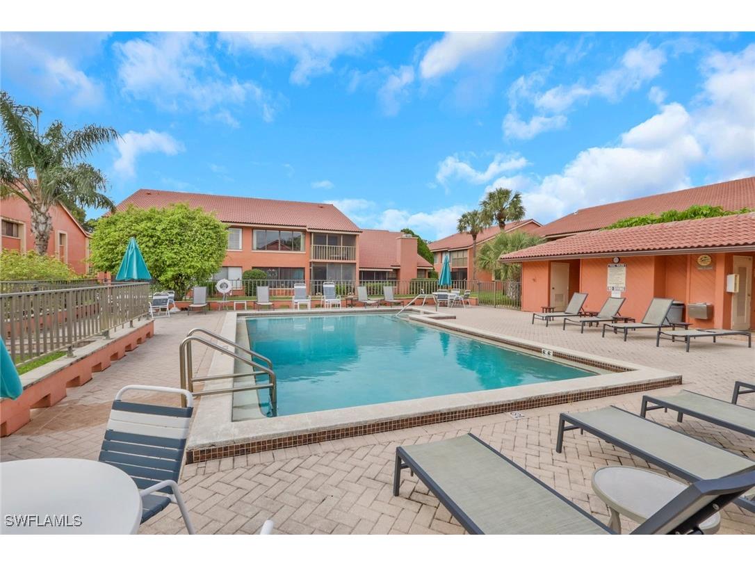120 Cypress Way E #B5 Naples FL 34110 225081051 image22
