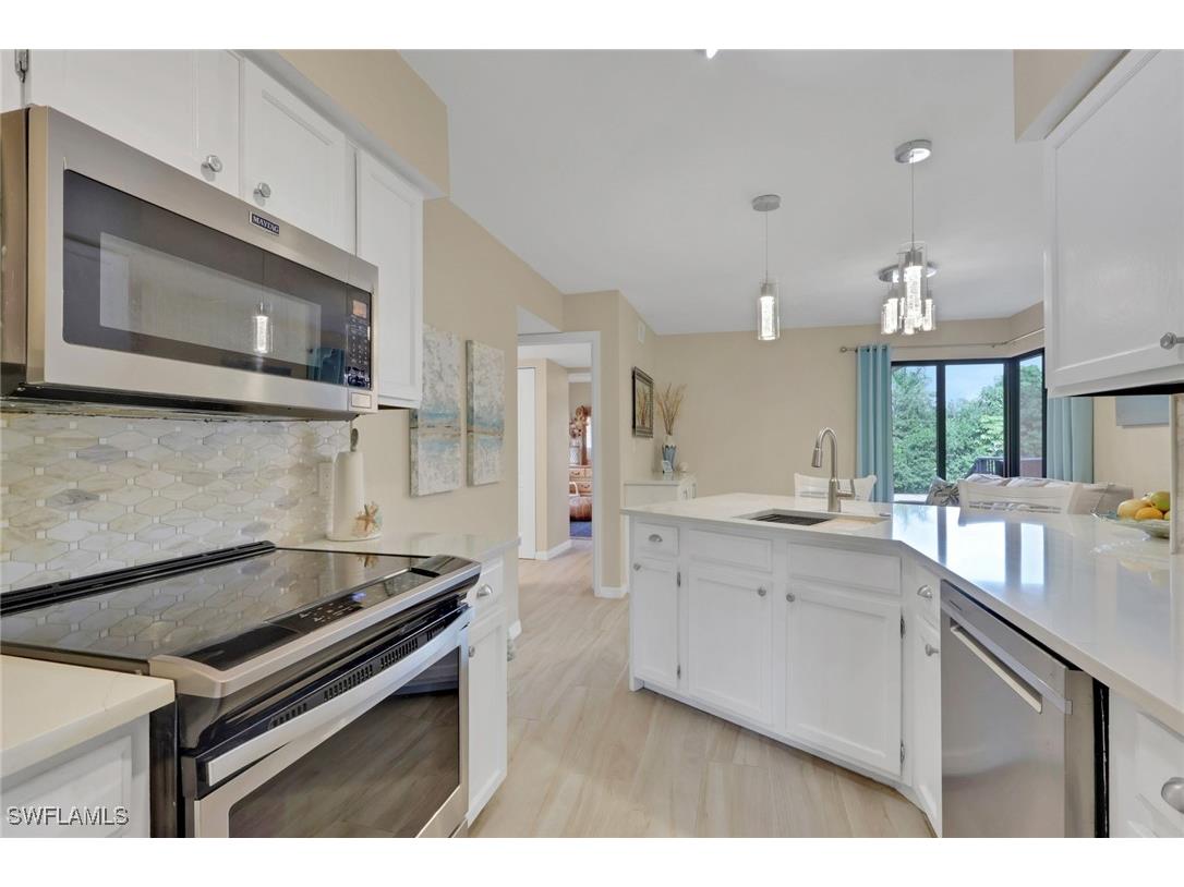 120 Cypress Way E #B5 Naples FL 34110 225081051 image4