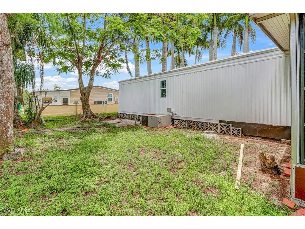 120 Grassy Key Lane #38 Naples FL 34114 225071750 image19