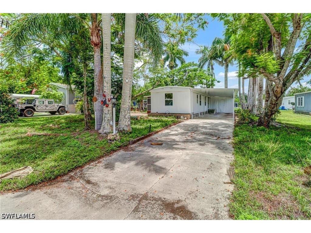 120 Grassy Key Lane #38 Naples FL 34114 226019770 image2