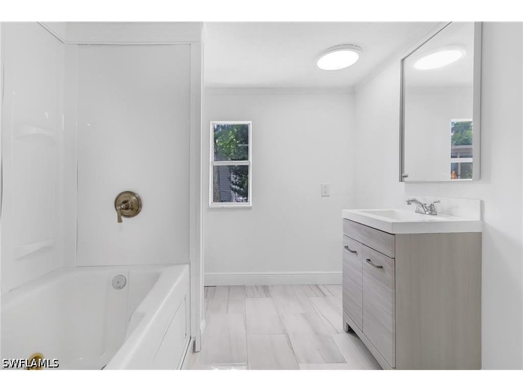 120 Grassy Key Lane #38 Naples FL 34114 226019770 image5