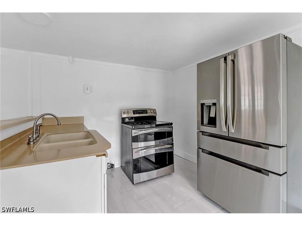 120 Grassy Key Lane #38 Naples FL 34114 226019777 image11