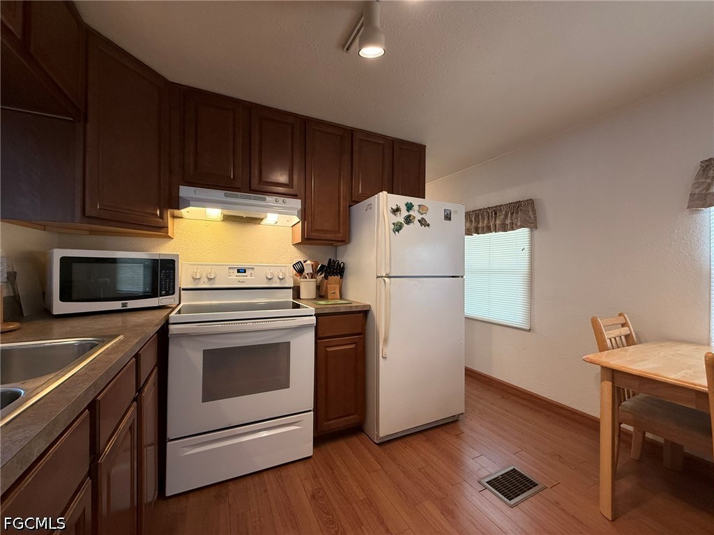 120 Lantern Place North Fort Myers FL 33917 2026014552 image22