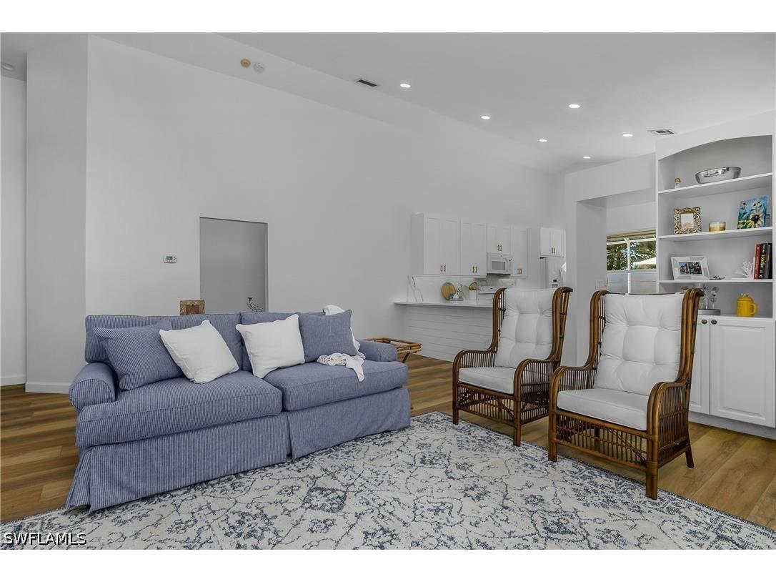 120 Livermore Lane Naples FL 34119 226016986 image8