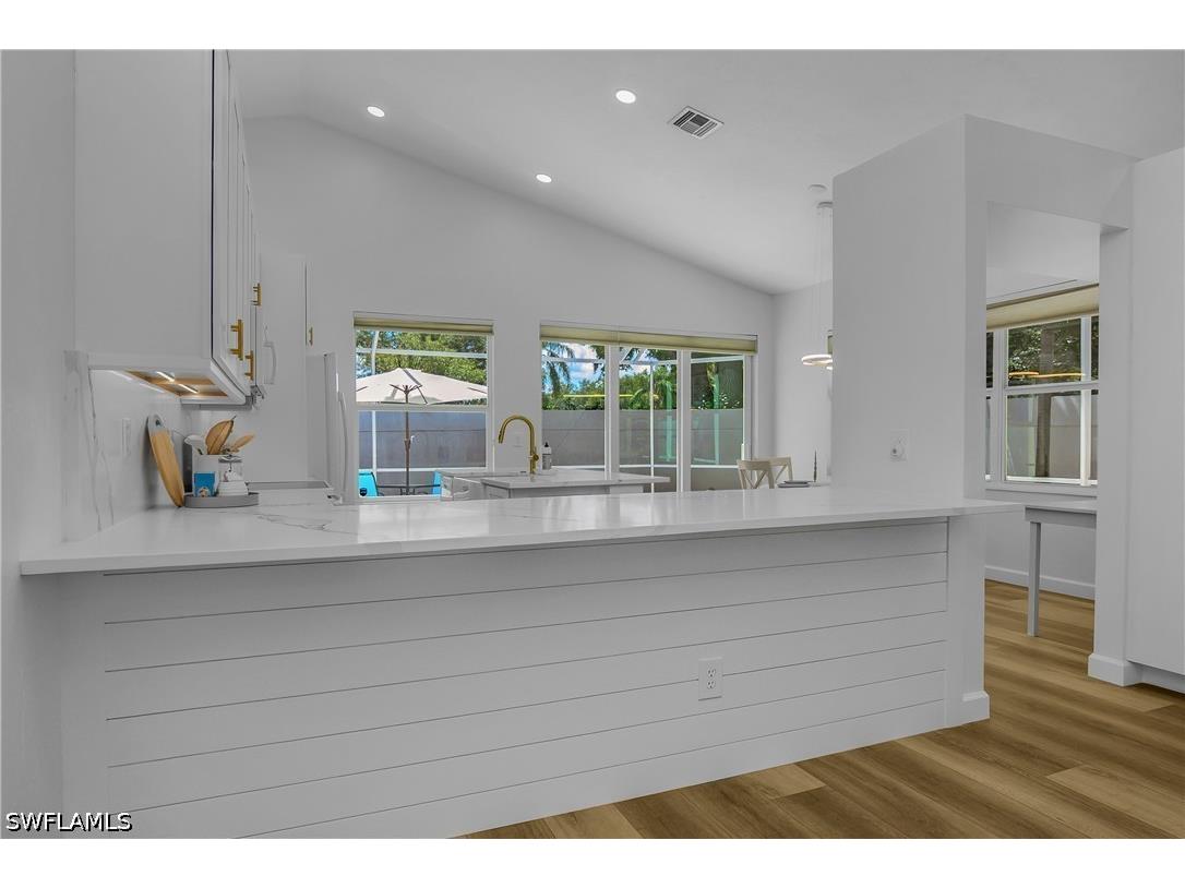 120 Livermore Lane Naples FL 34119 226016986 image9