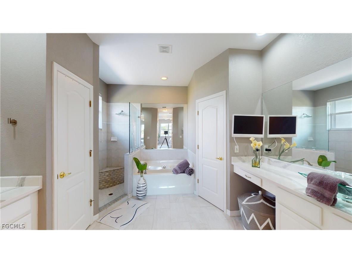 120 SE 13th Avenue Cape Coral FL 33990 2026010610 image35