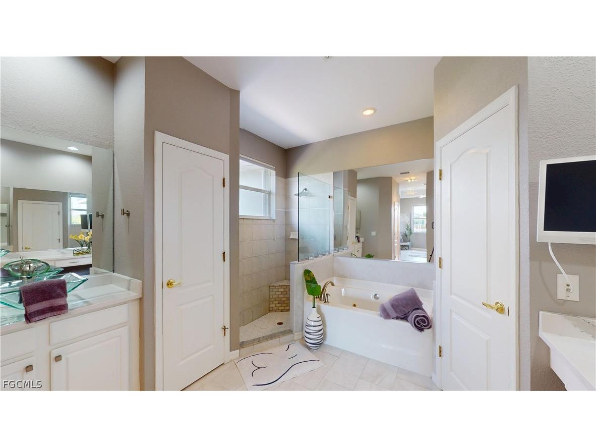 120 SE 13th Avenue Cape Coral FL 33990 2026010610 image39