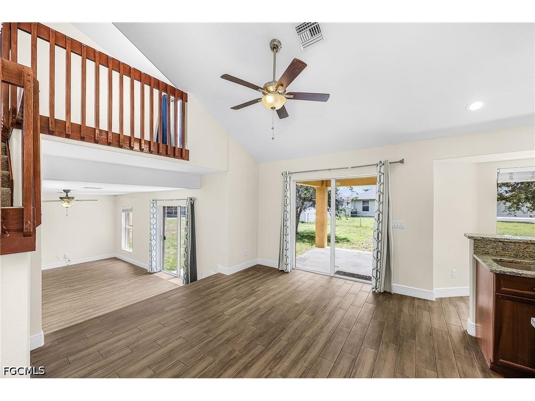 120 SE 4th Terrace Cape Coral FL 33990 2026020758 image4