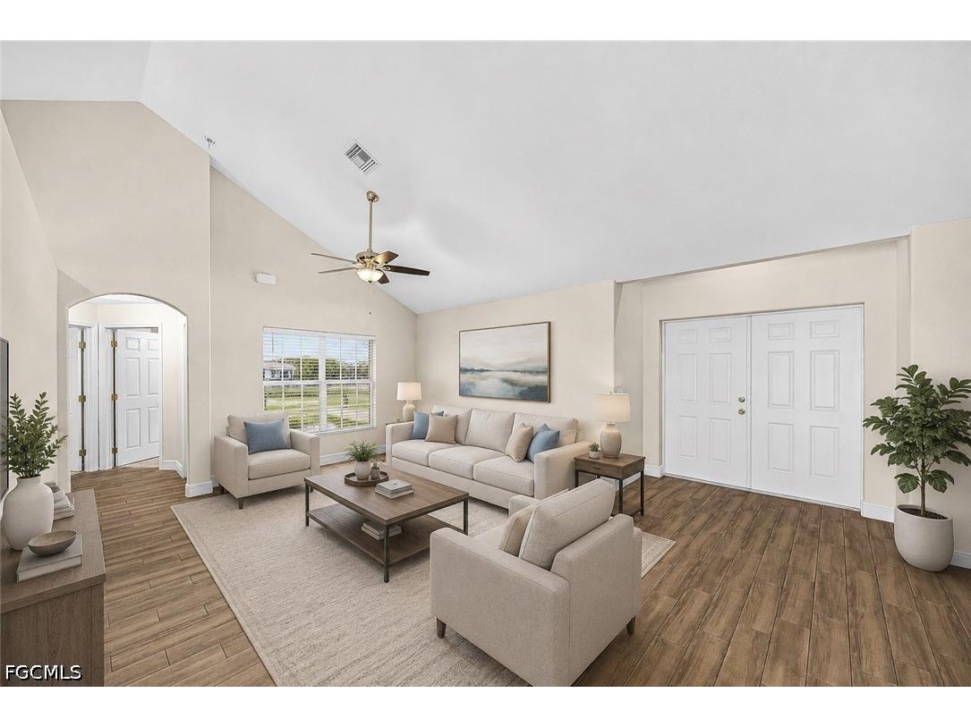 120 SE 4th Terrace Cape Coral FL 33990 2026020758 image8