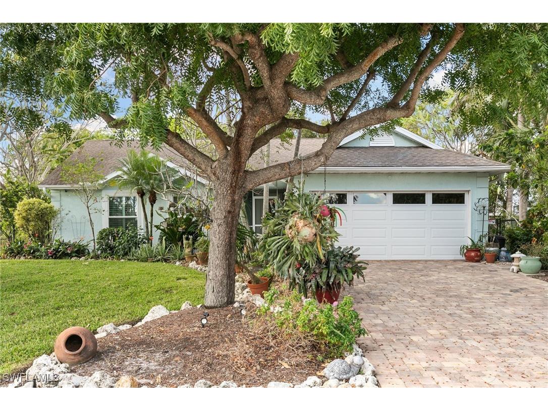 120 Sand Hill Street Marco Island FL 34145 224089652 image1