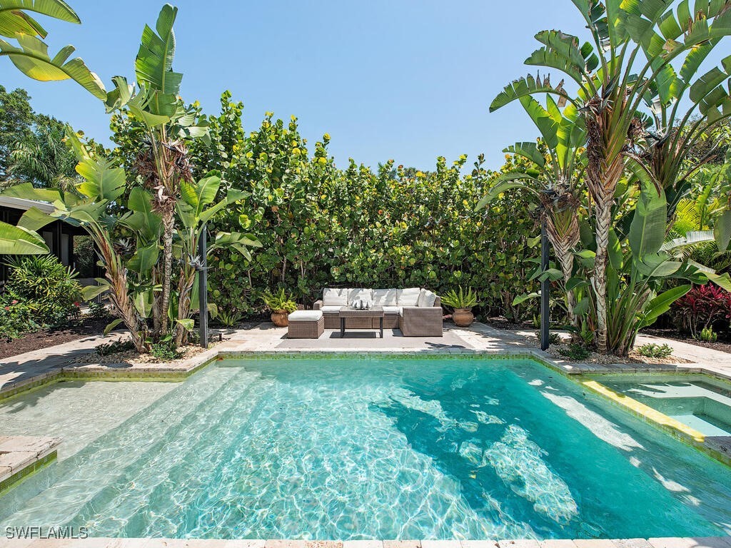 1200 9th Avenue N Naples FL 34102 225075035 image2